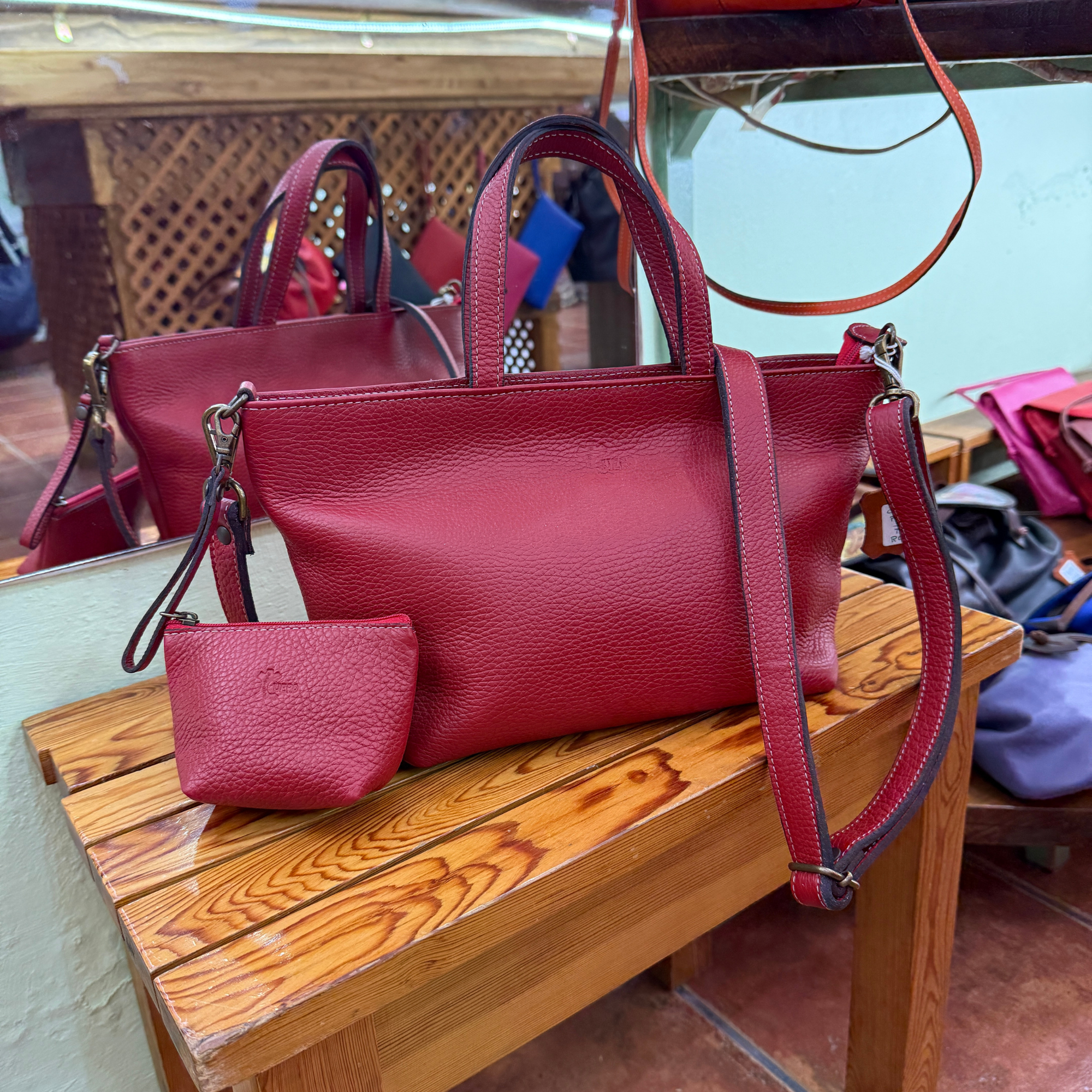 Bolso Mini de Cuero Artesanal con Bandolera