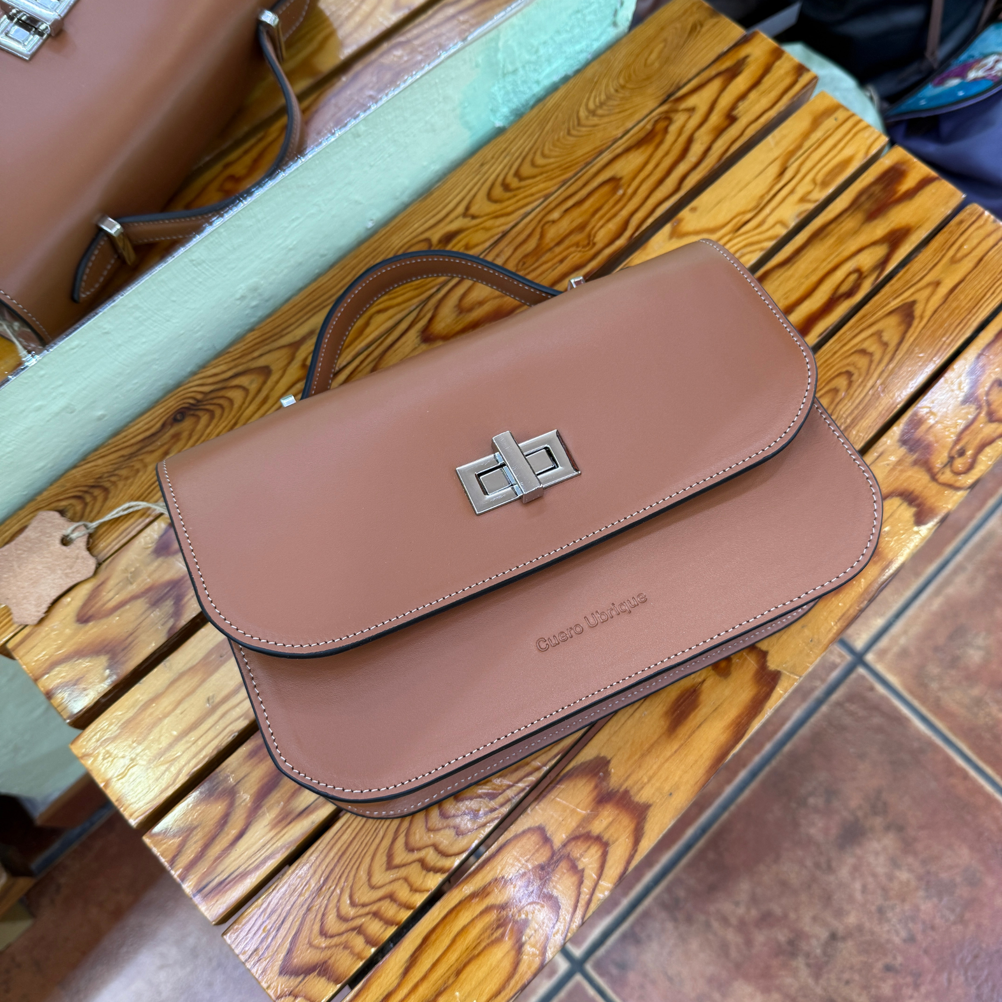 Patricia — bolso de cuero hecho en Ubrique
