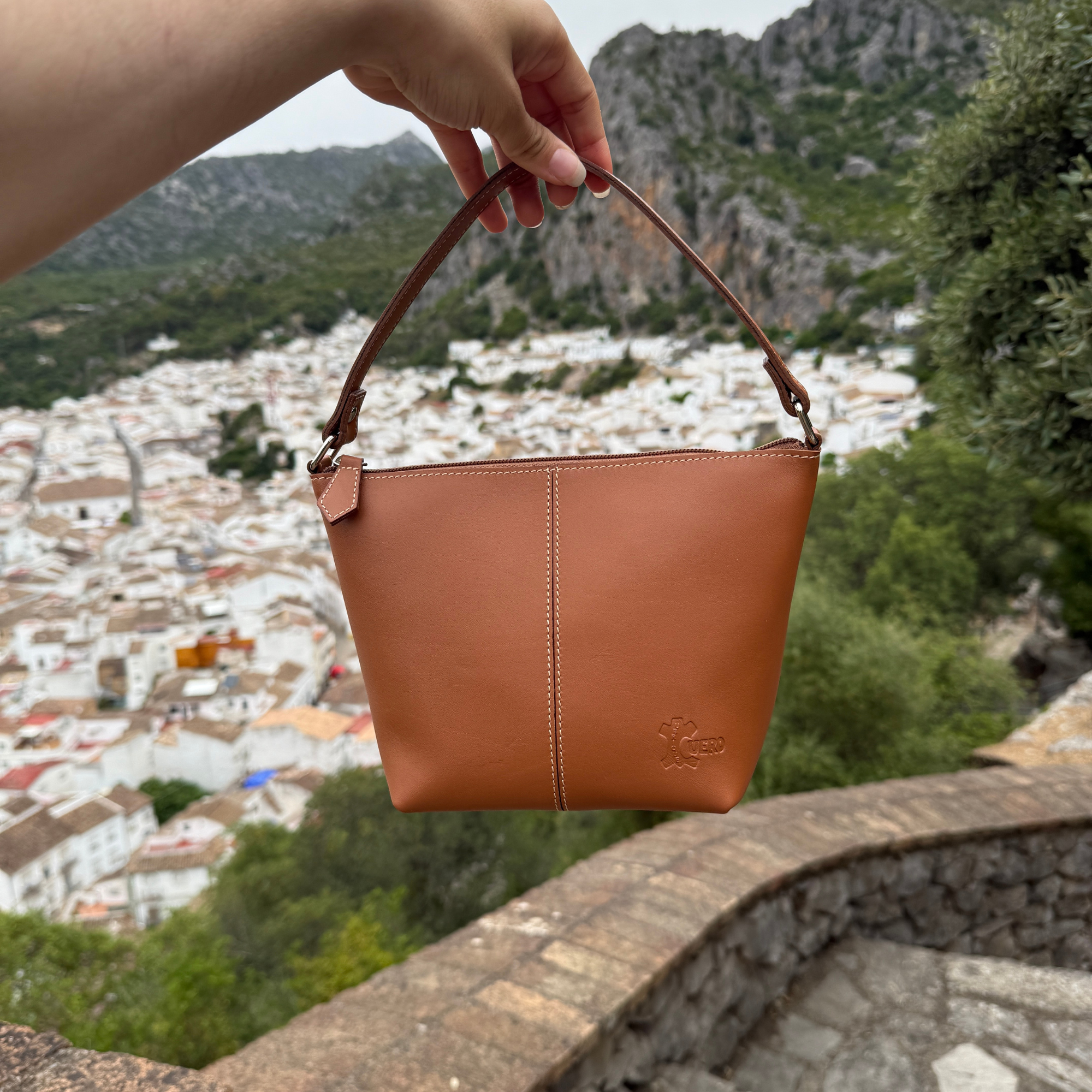 BMB - bolso de cuero hecho en Ubrique