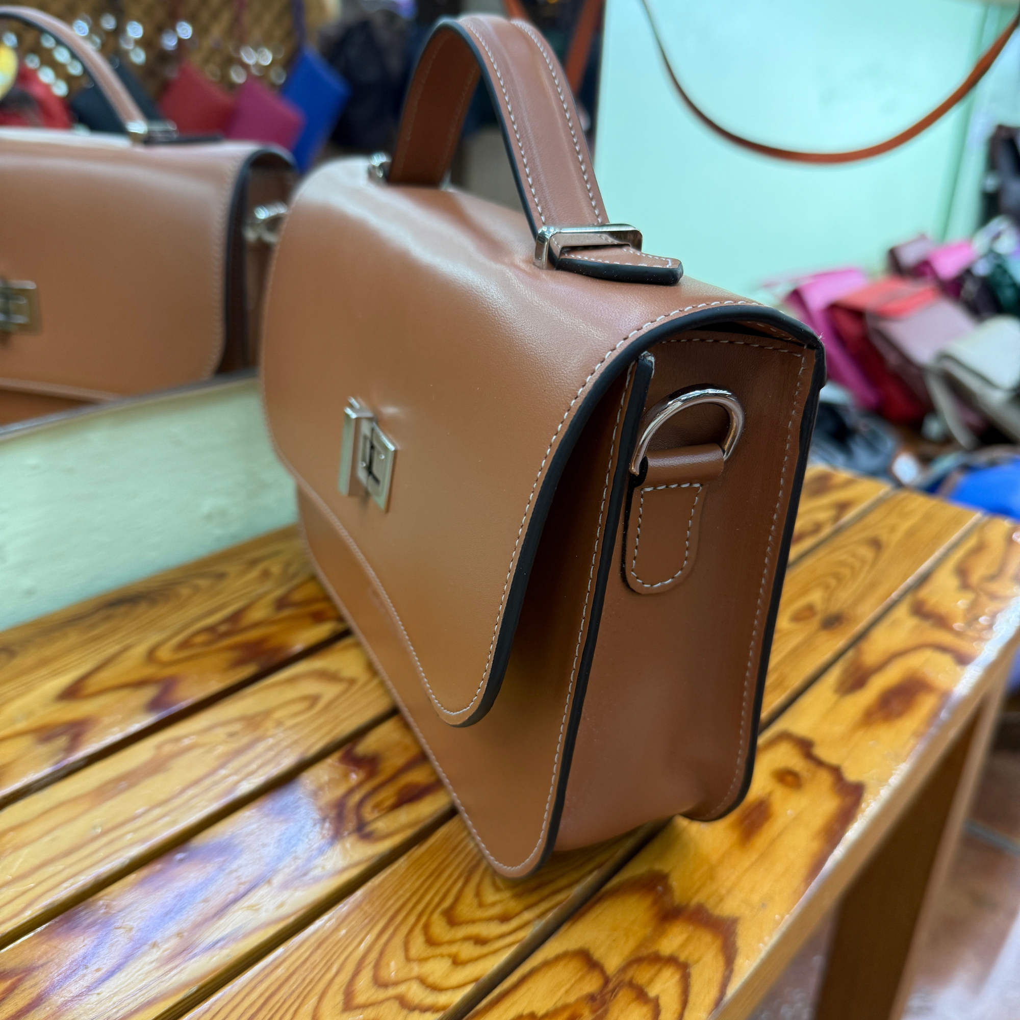 Patricia — bolso de cuero hecho en Ubrique